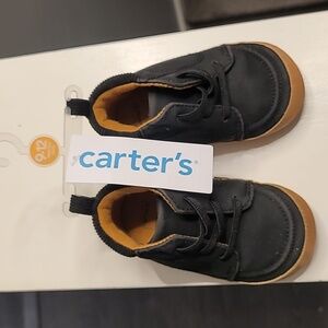 NWT Carters baby shoes size 4 (9-12m)